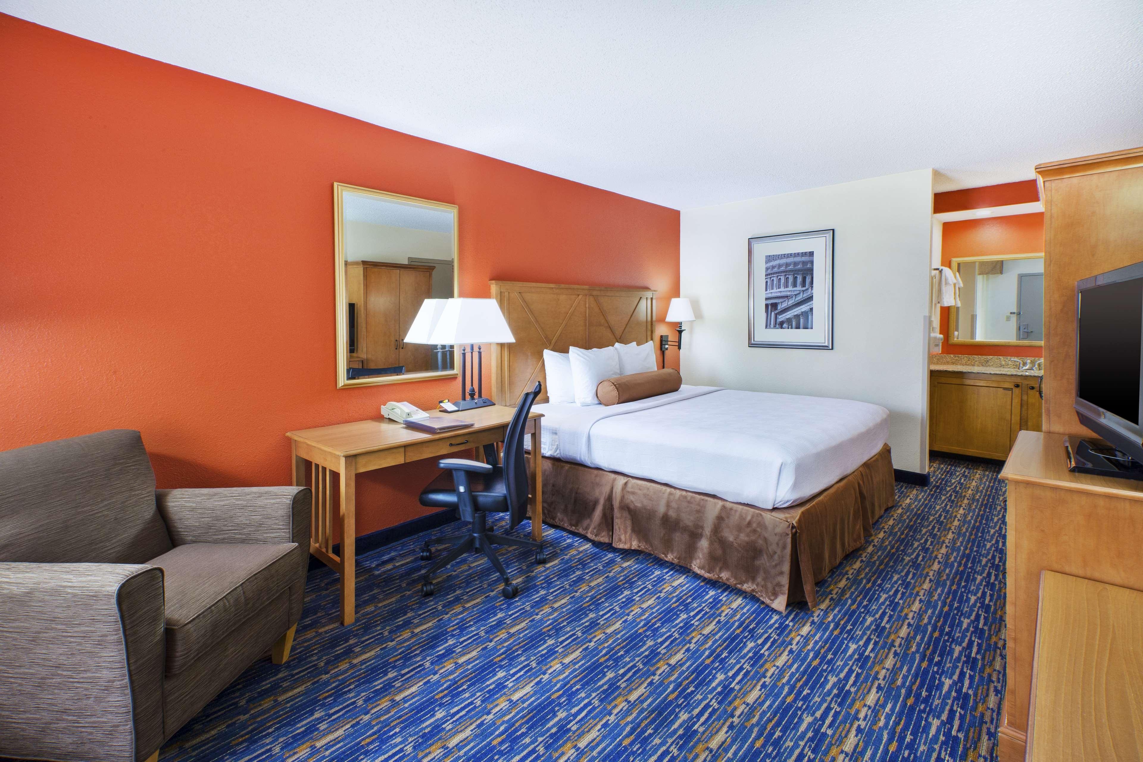Best Western Dulles Airport Inn Стерлінґ Екстер'єр фото