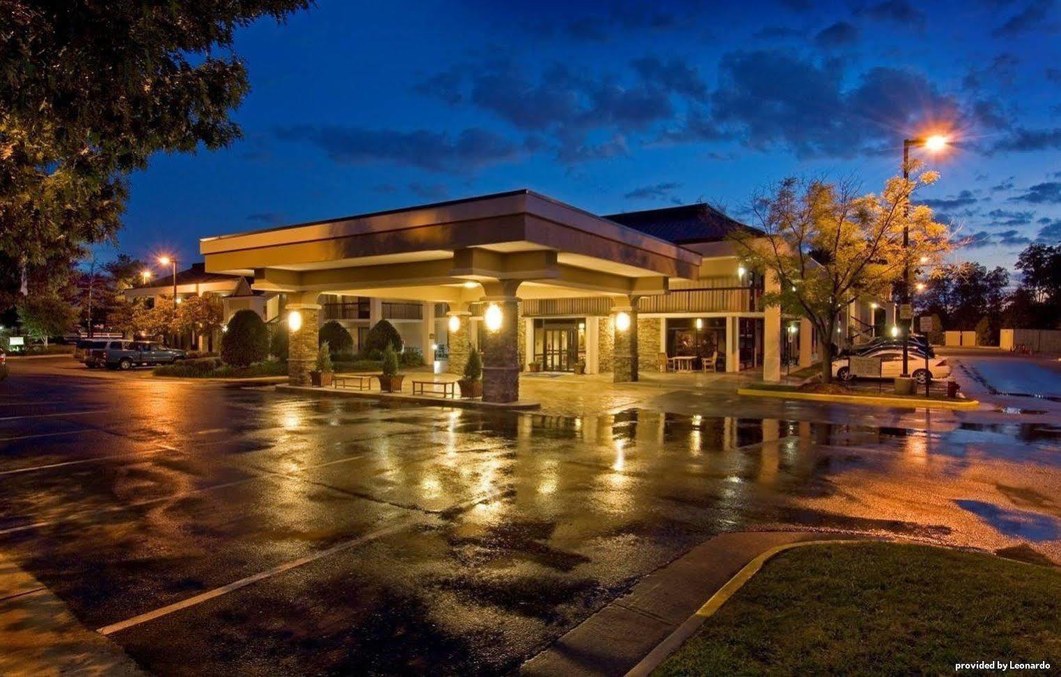 Best Western Dulles Airport Inn Стерлінґ Екстер'єр фото