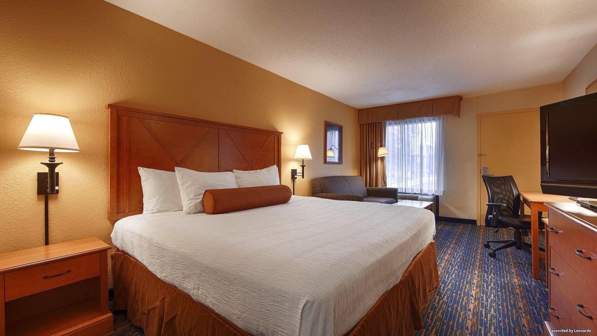 Best Western Dulles Airport Inn Стерлінґ Екстер'єр фото